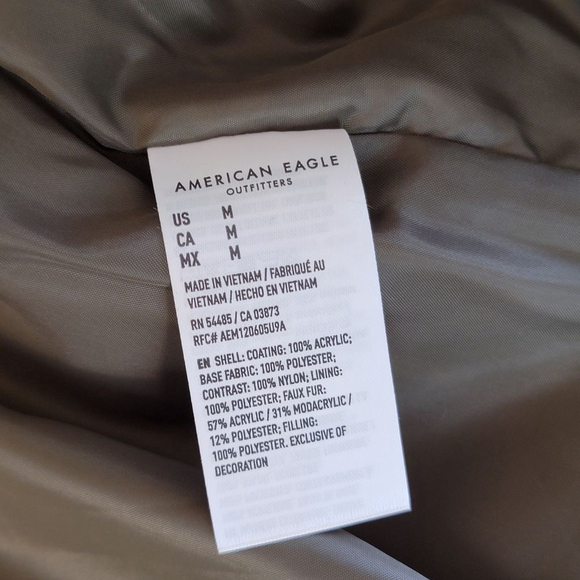 American Eagle Diamond Quilted Puffer Green Faux Fur Hood AE M Jacket Coat - Picture 12 of 13